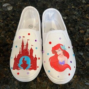 Ariel sneakers, NEW, toddler 9/10